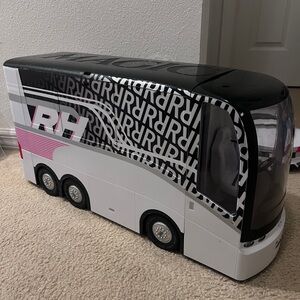 Rainbow High Tour Bus